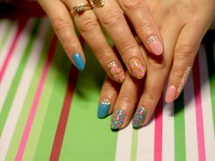 Художественная роспись ногтей от мастера Поротова Аня. Фото #fl/16858